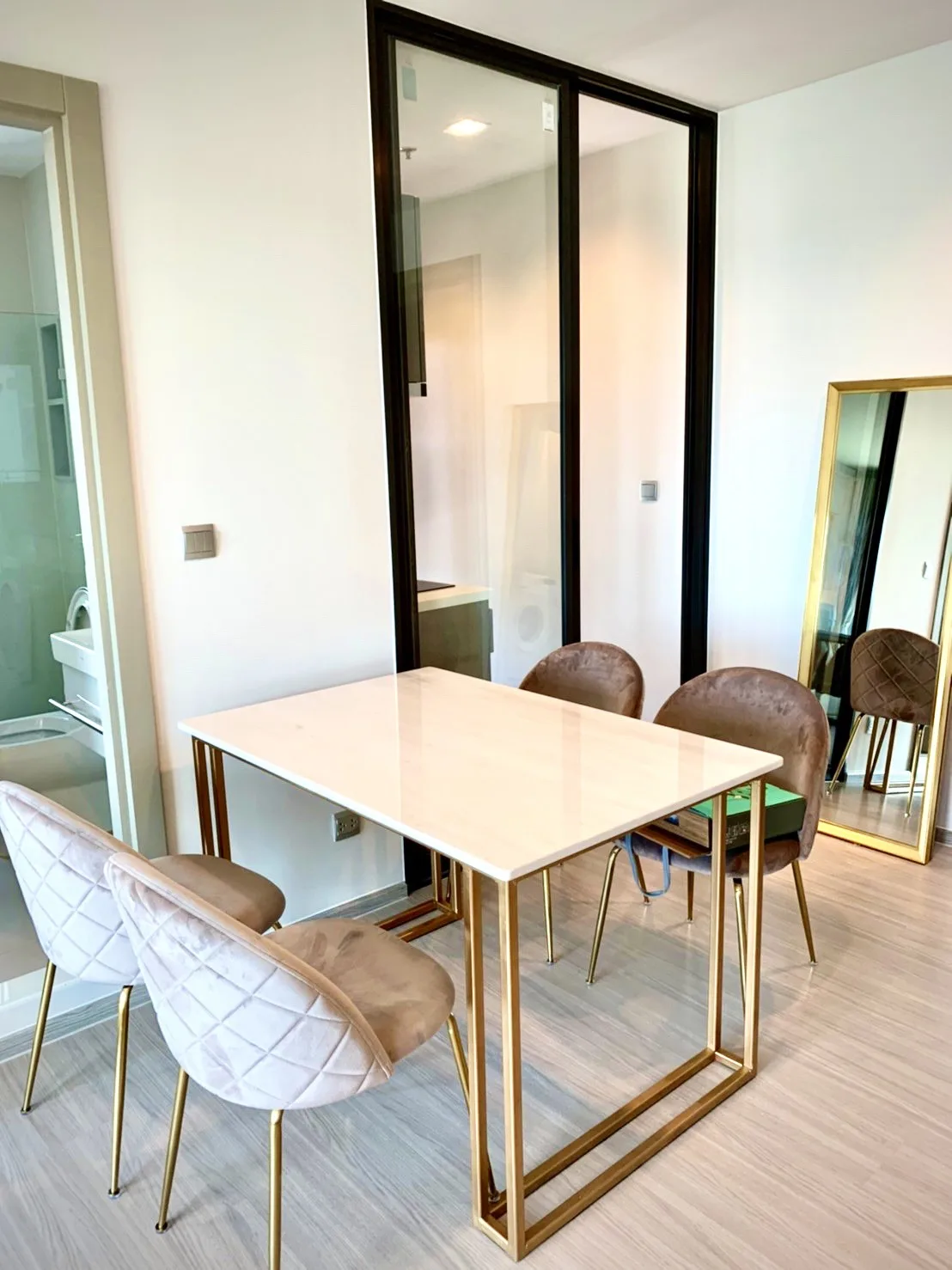 Property photos for LIFE Asoke - Rama 9
