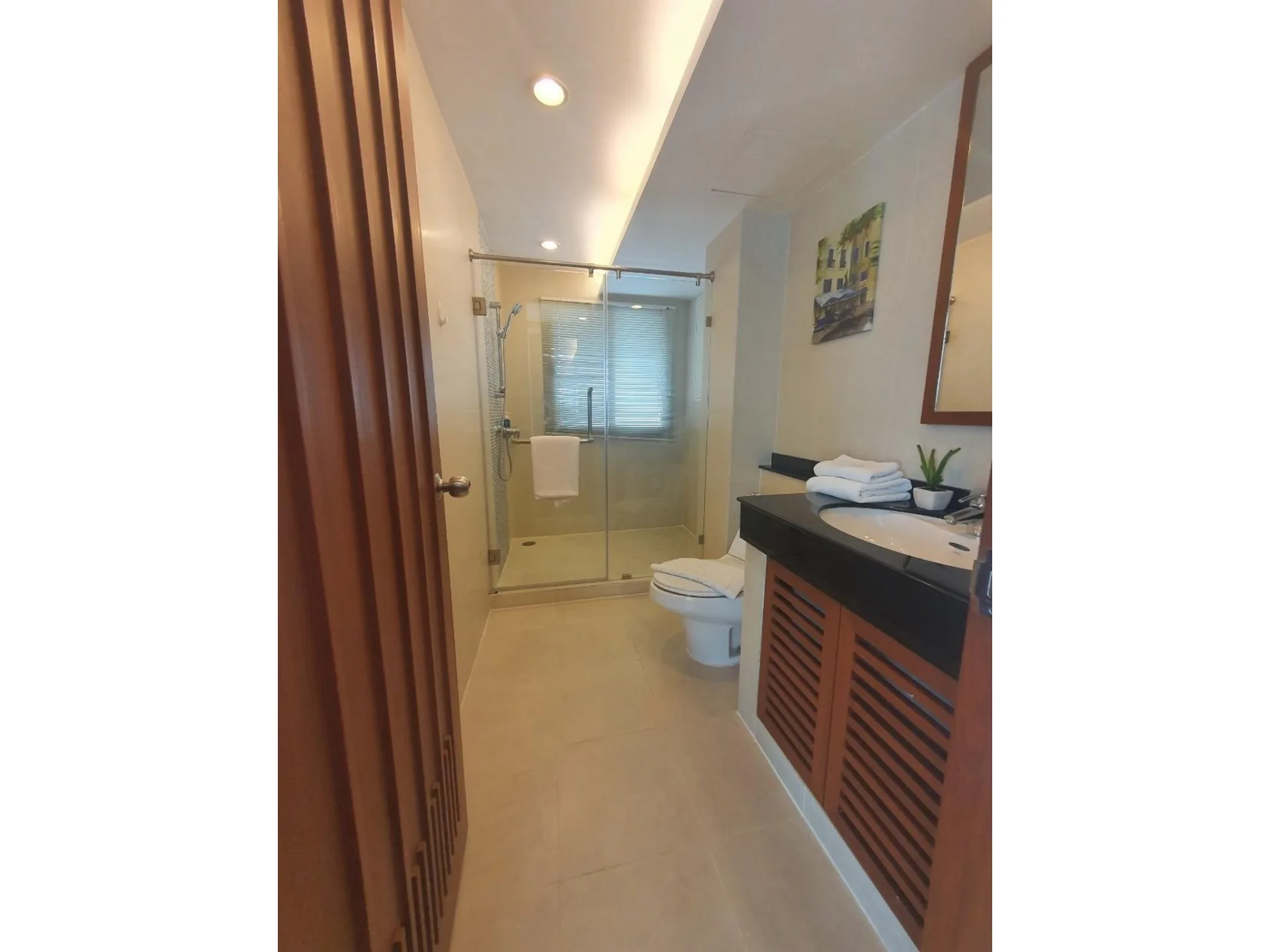 Property photos for Sathorn Gallery Residences