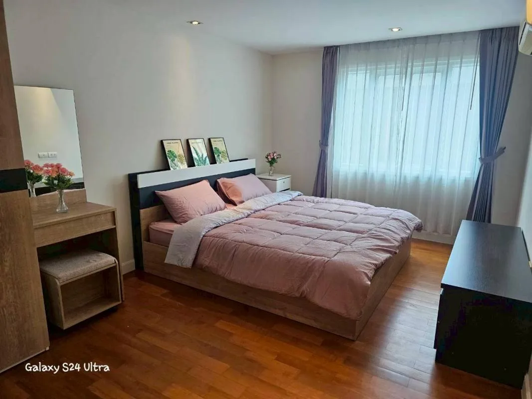 Property photos for Le Nice Ekamai