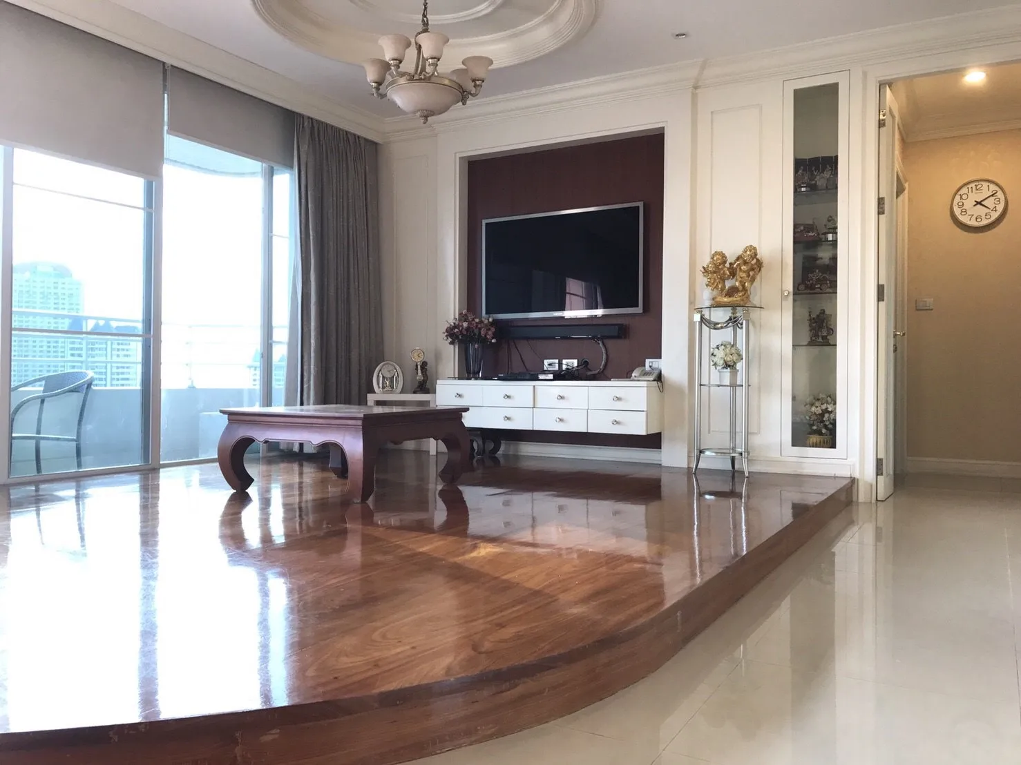 Property photos for Watermark Chaophraya