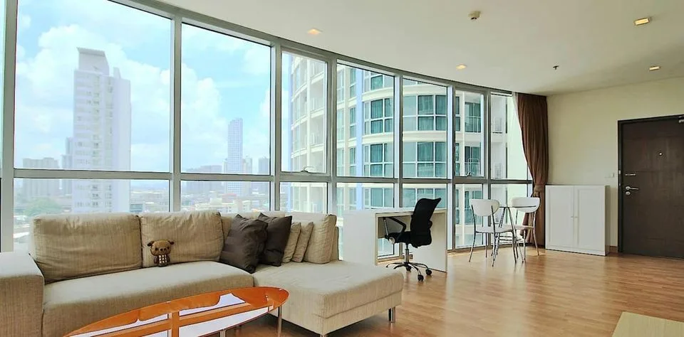 Property photos for Le Luk