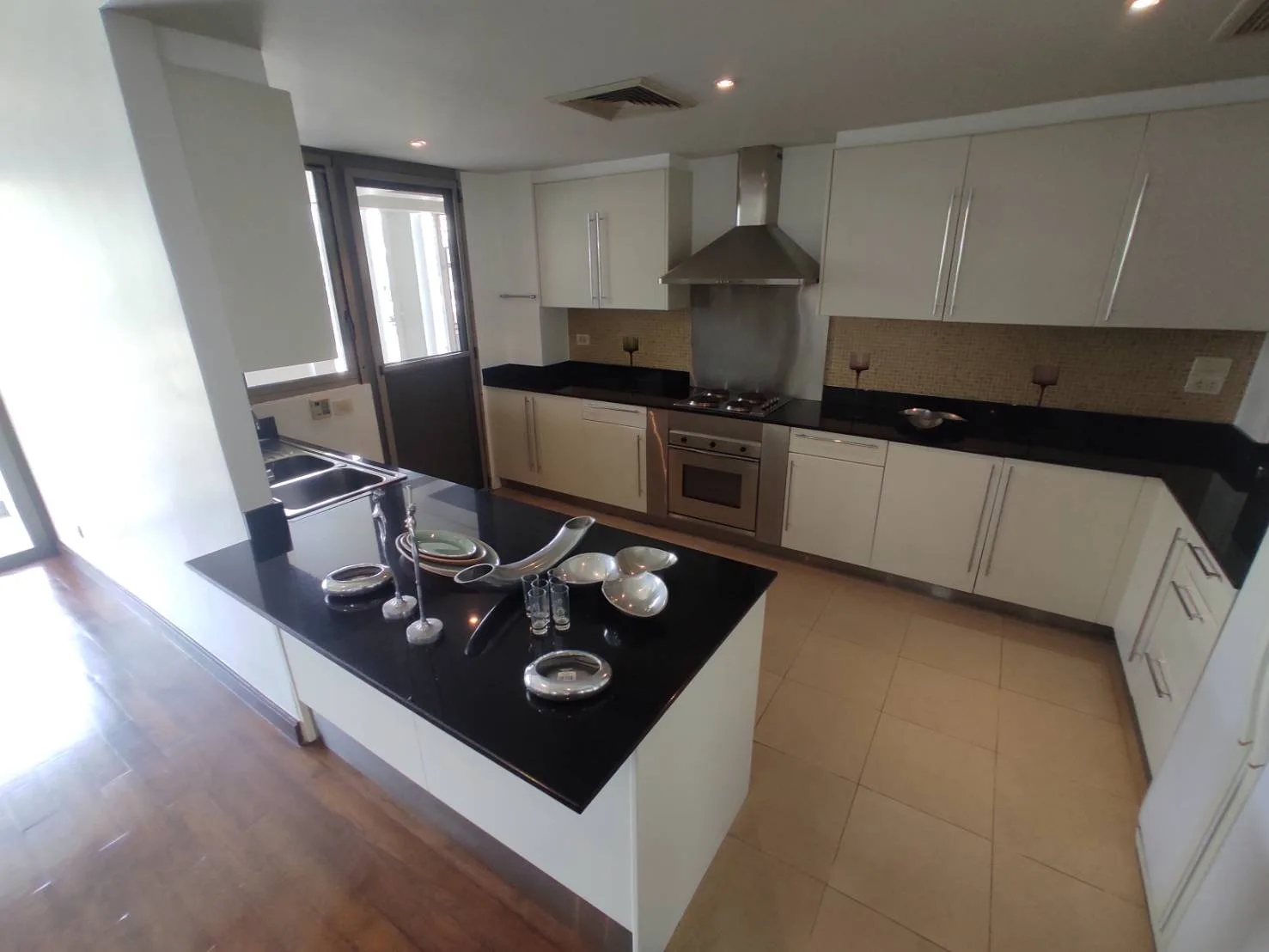 Property photos for Ruamrudee House