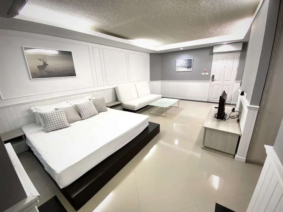 Property photos for The Waterford Sukhumvit 50 Onnut