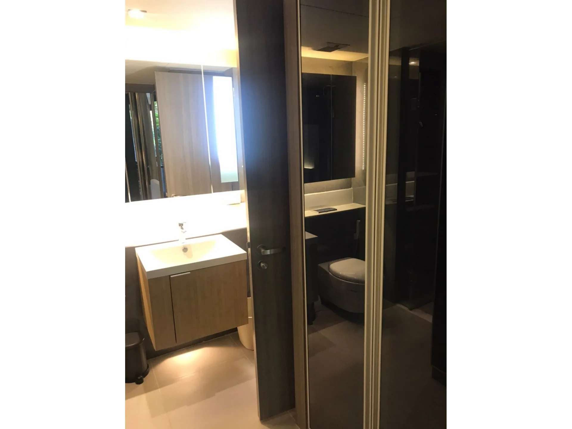 Property photos for Urbitia Thong Lo
