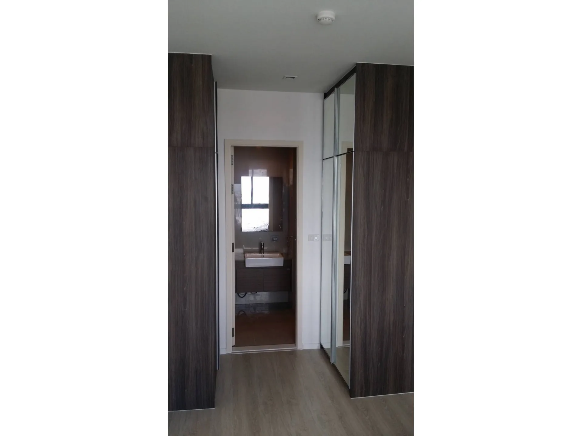 Property photos for Quinn Condo Ratchada