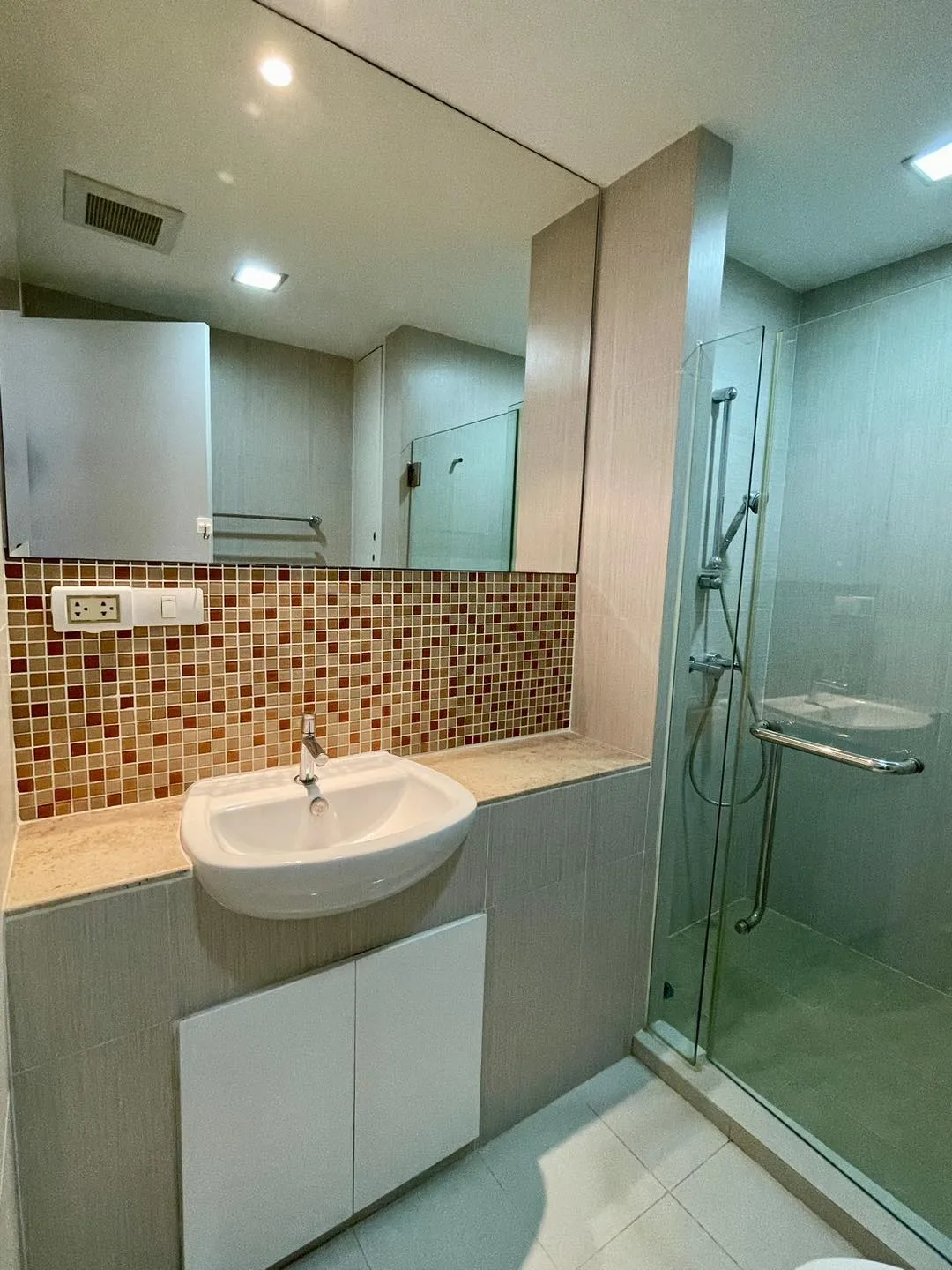 Property photos for The Alcove 49