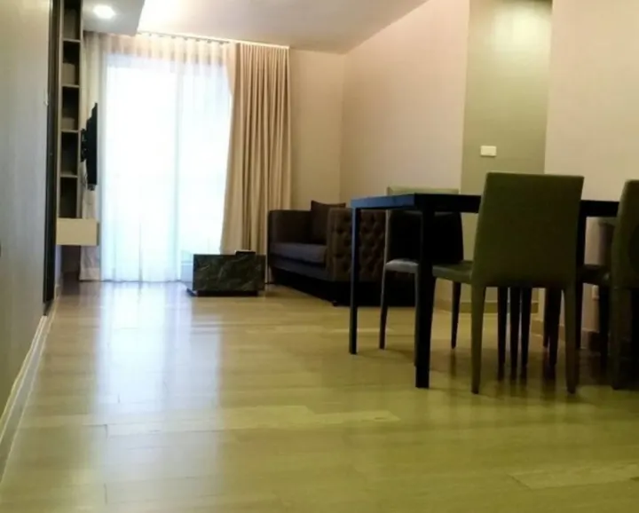 Property photos for Dazzle Sukhumvit 7