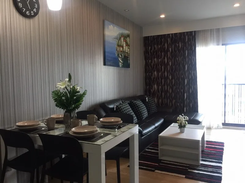 Property photos for Noble Refine