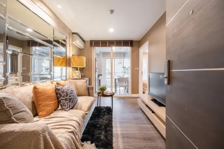 Property photos for The Crest Sukhumvit 49