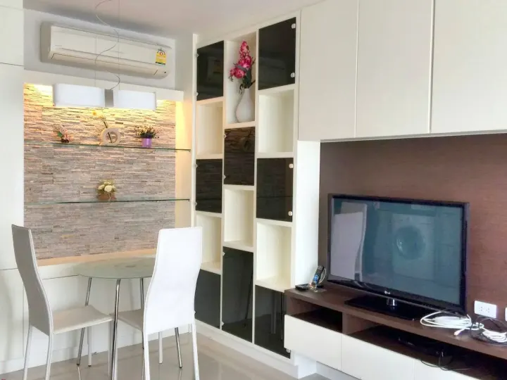 Property photos for Circle Condominium
