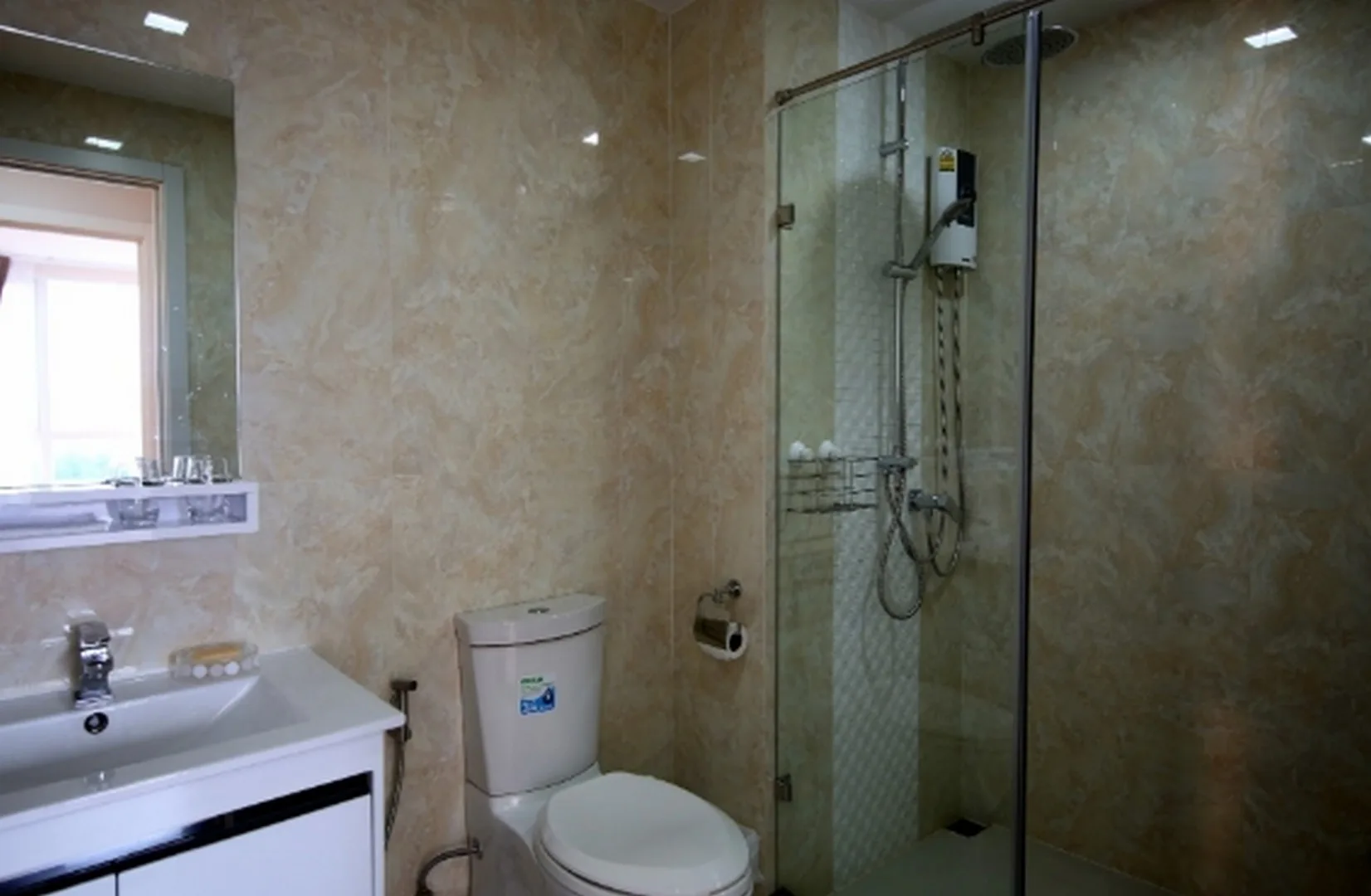 Property photos for Mayfair Place Sukhumvit 64