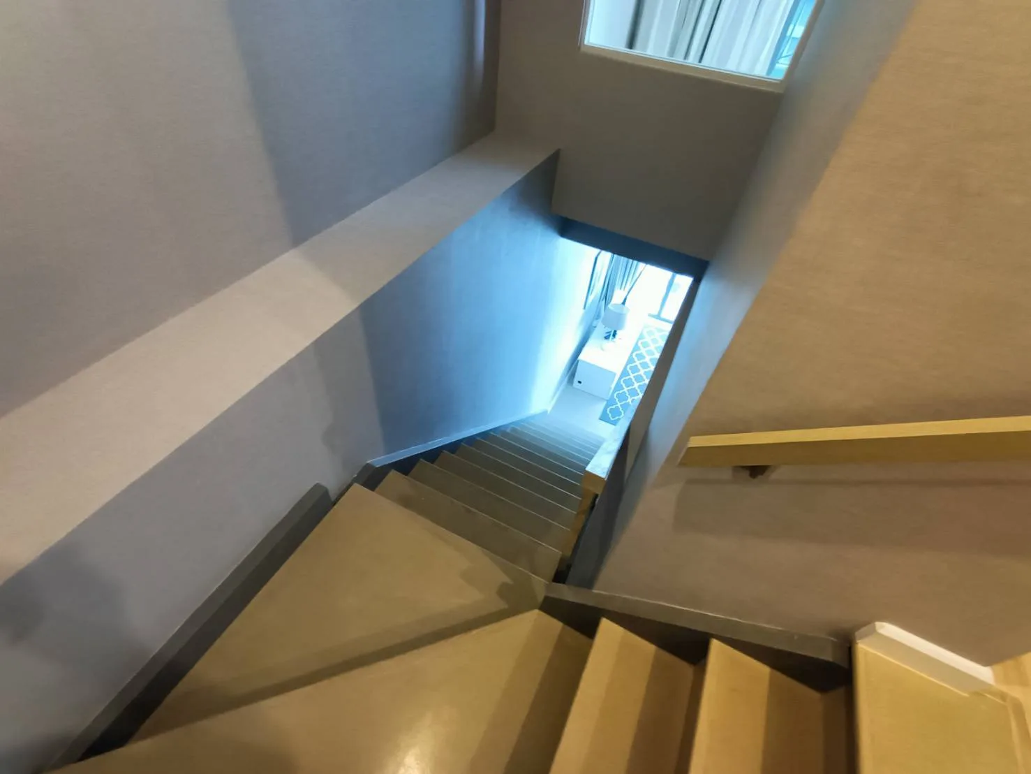 Property photos for The Room Sukhumvit 21