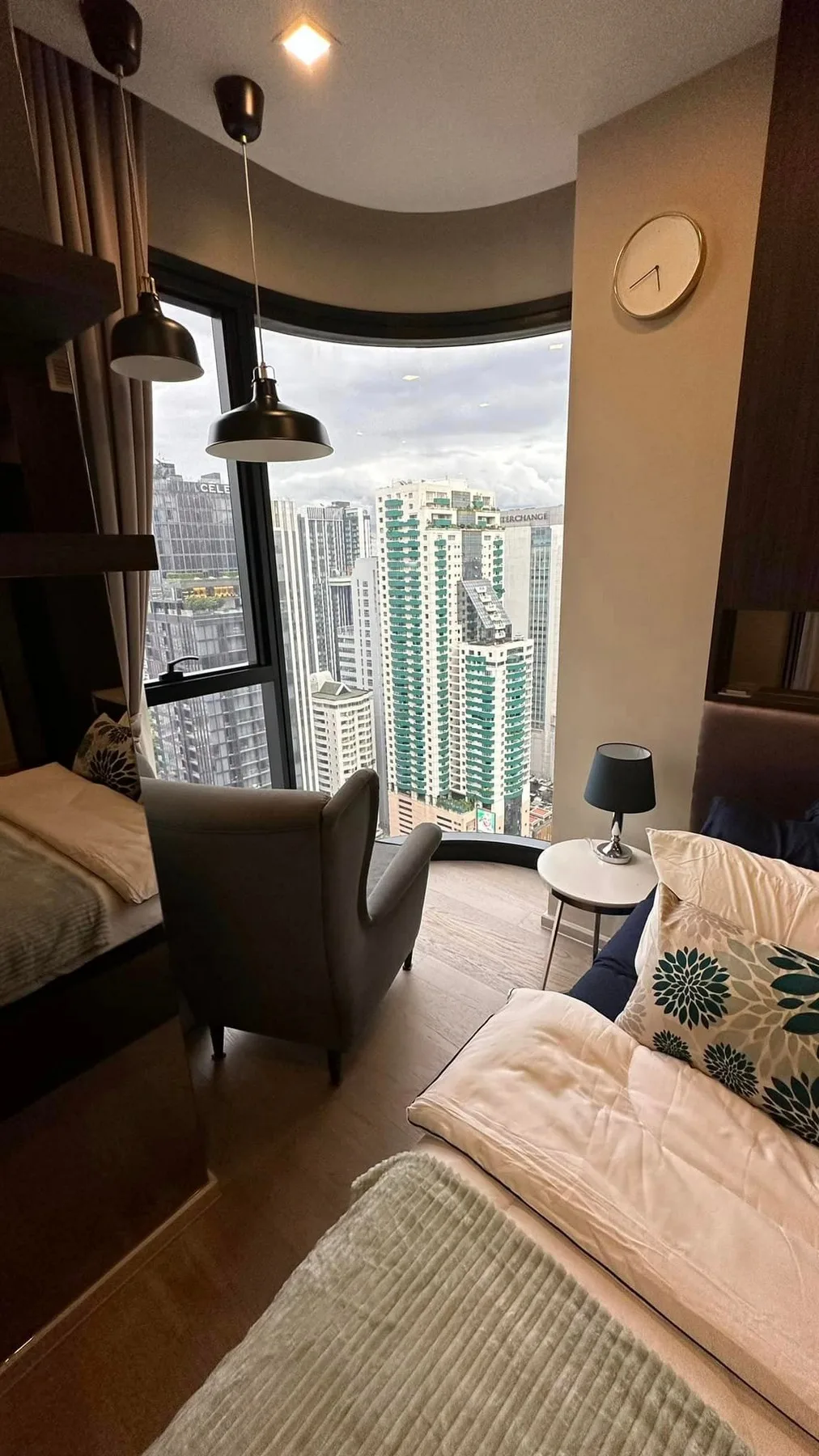 Property photos for Ashton Asoke