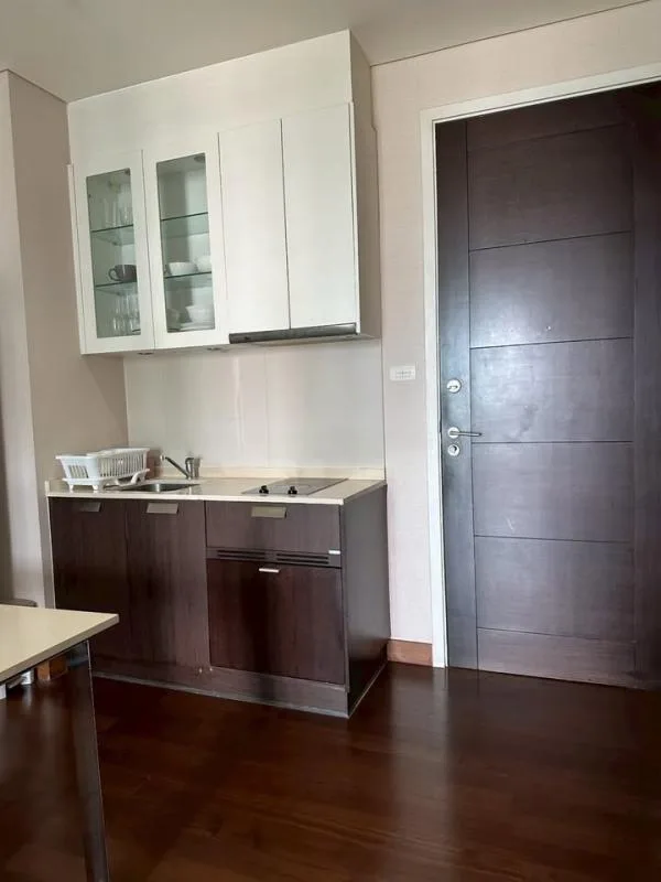 Property photos for Ivy Thonglor