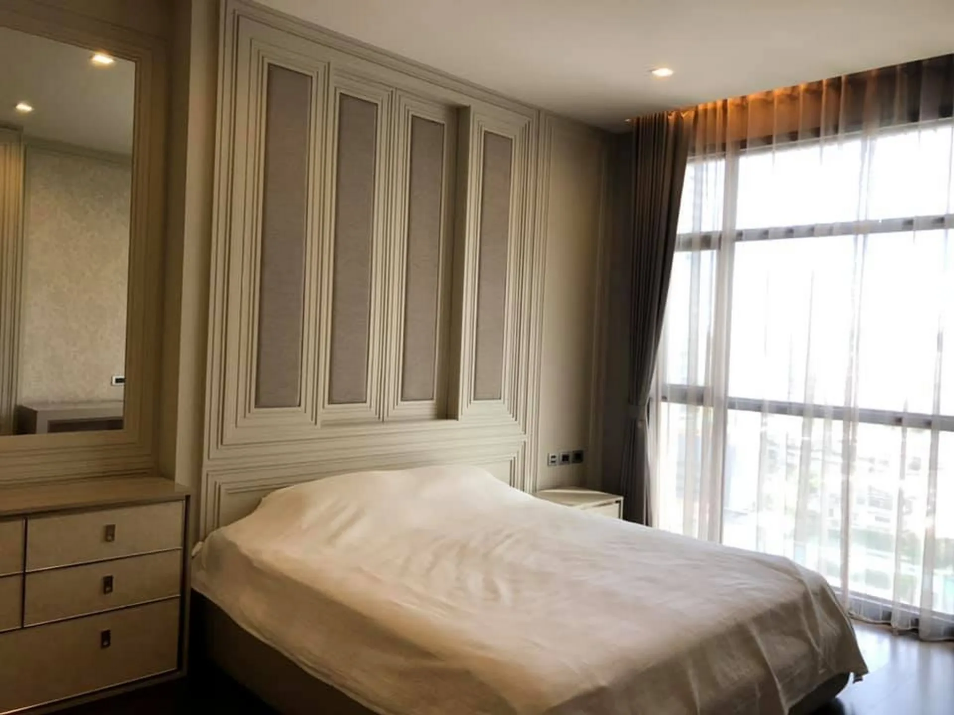 Property photos for The XXXIX by Sansiri