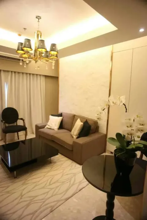 Property photos for The Crest Sukhumvit 34