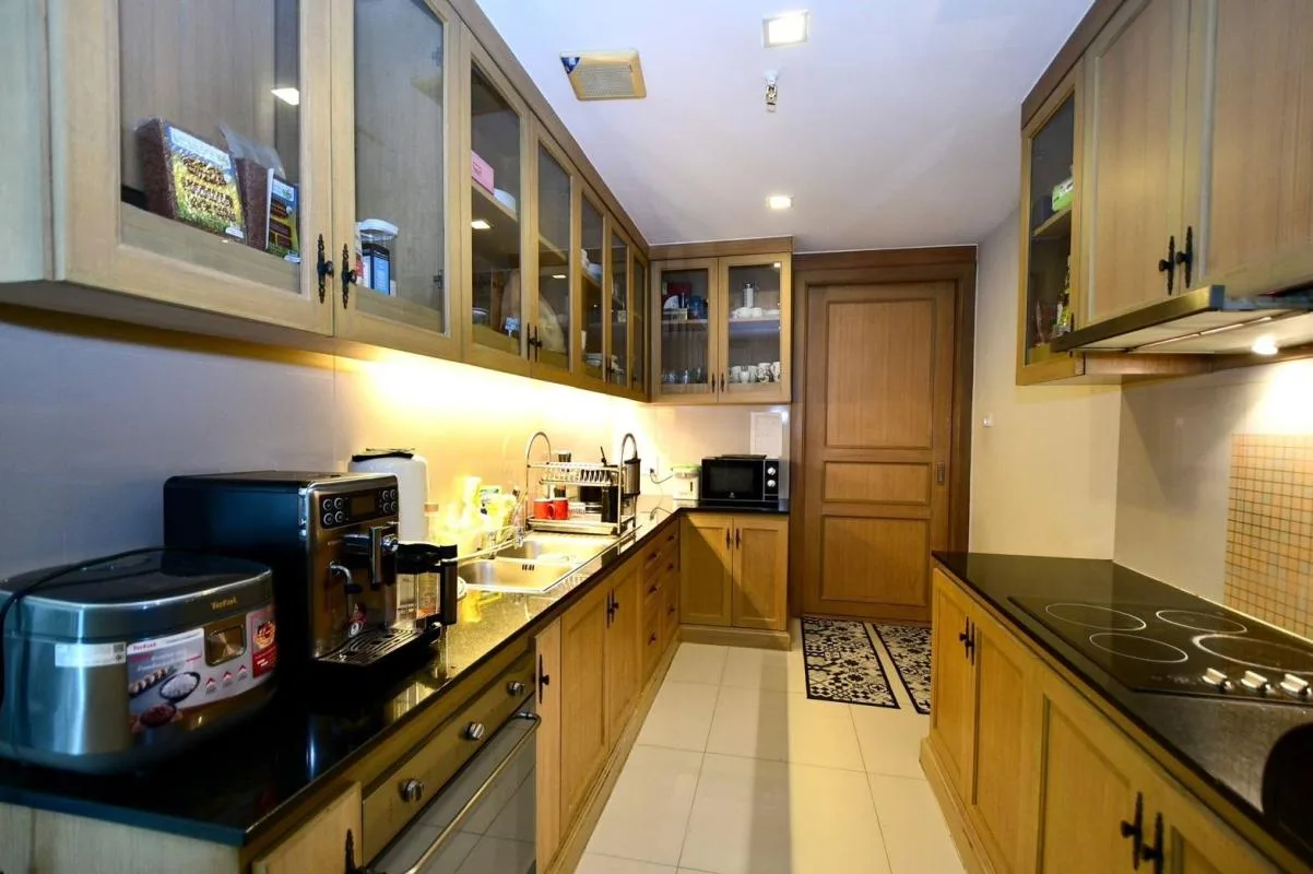 Property photos for Sathorn Gardens