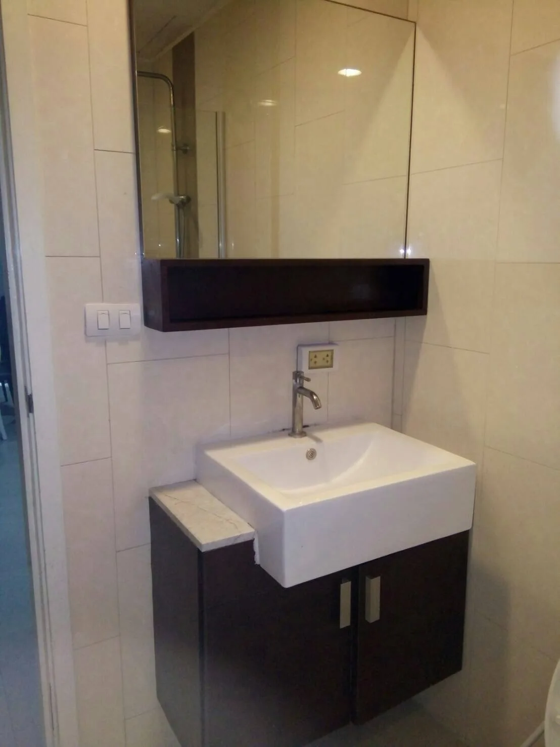 Property photos for Renova Residence Chidlom