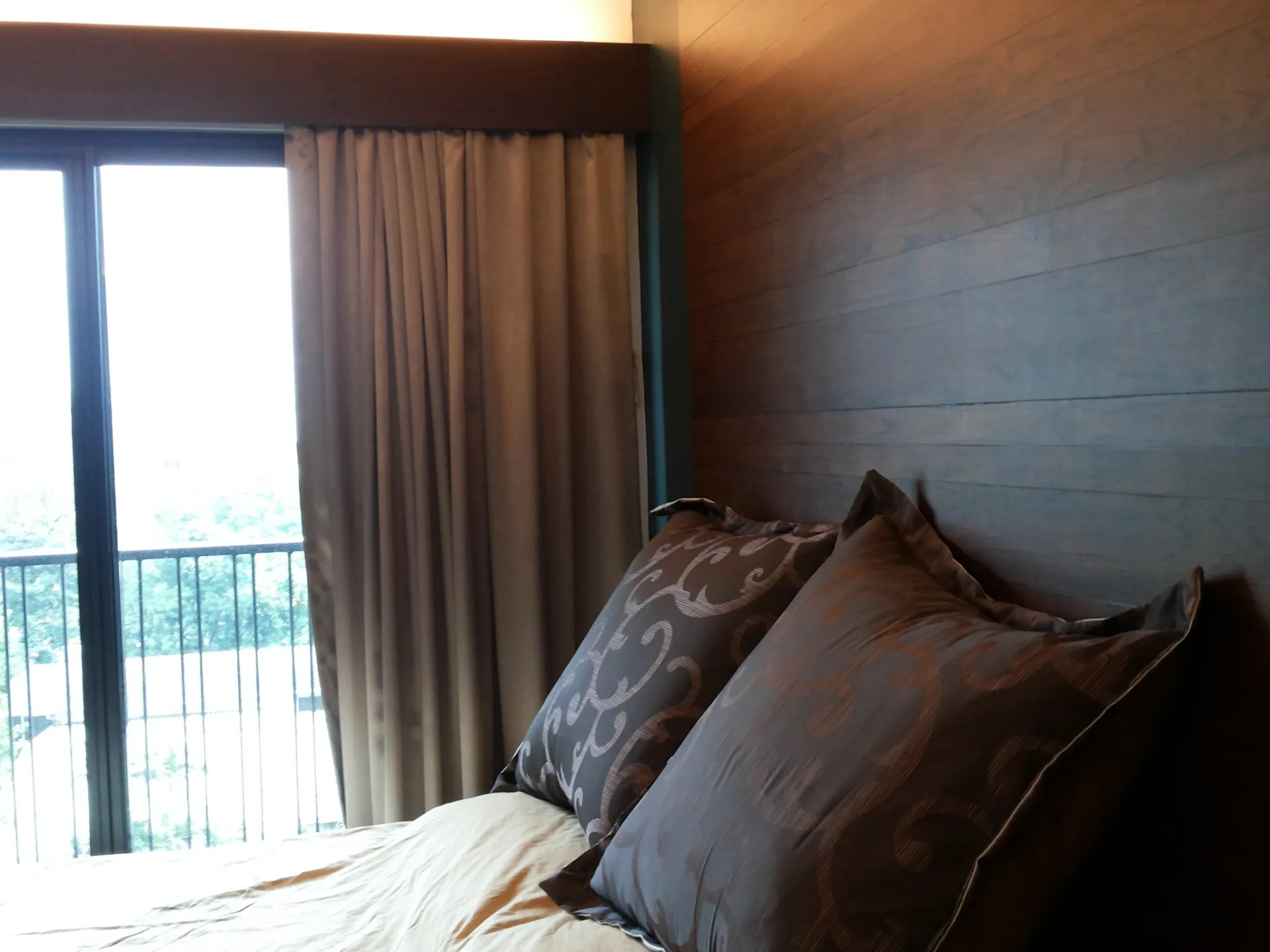 Property photos for Noble Reveal