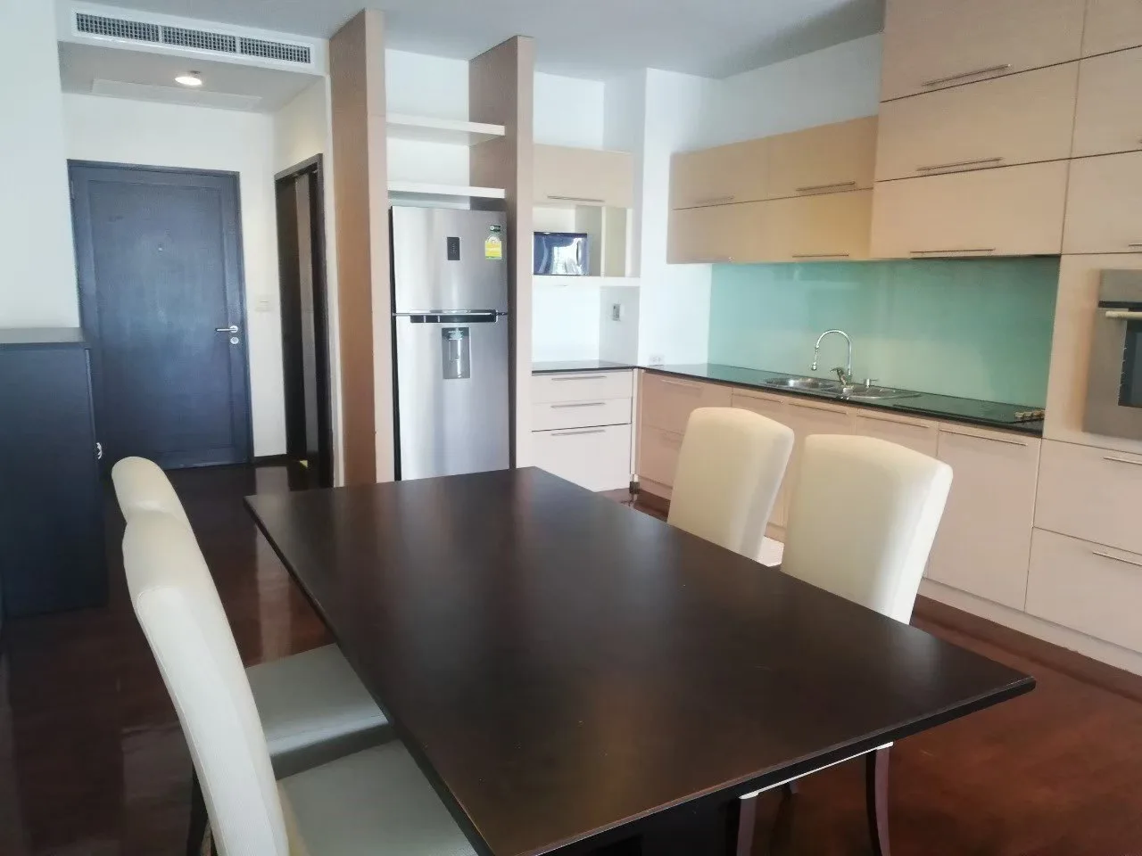 Property photos for Noble Ora