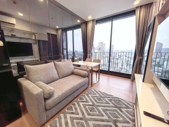 Property photos for Noble Around Ari