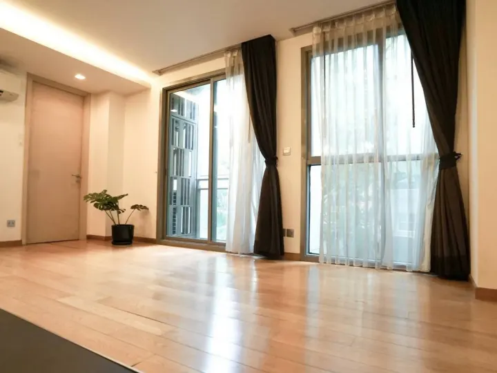 Property photos for Via Botani