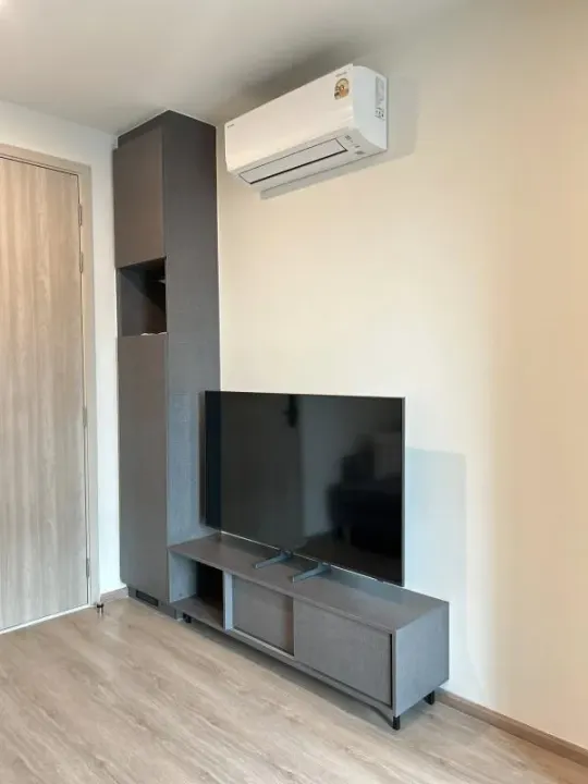 Property photos for Nue District R9