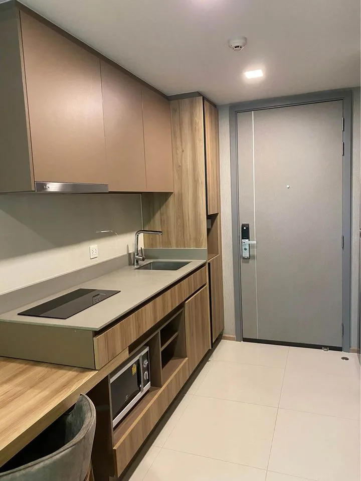 Property photos for Taka Haus Ekamai 12