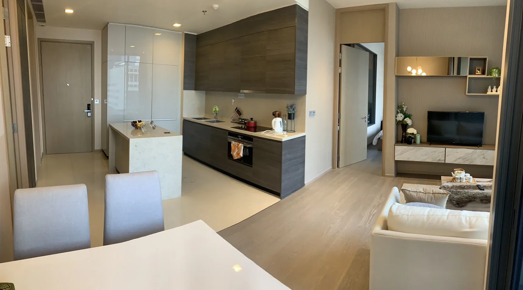Property photos for The Esse Asoke
