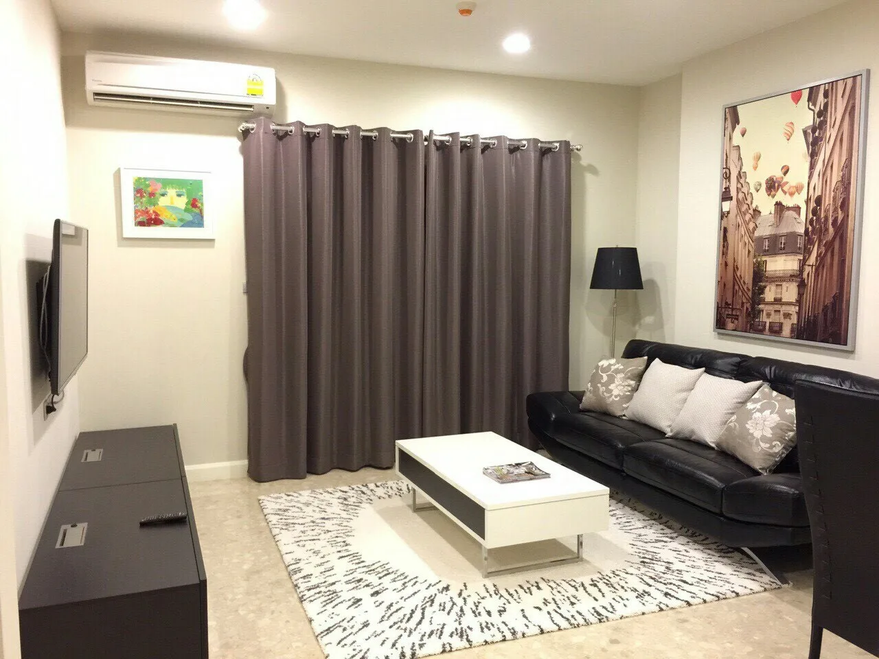Property photos for The Crest Sukhumvit 34