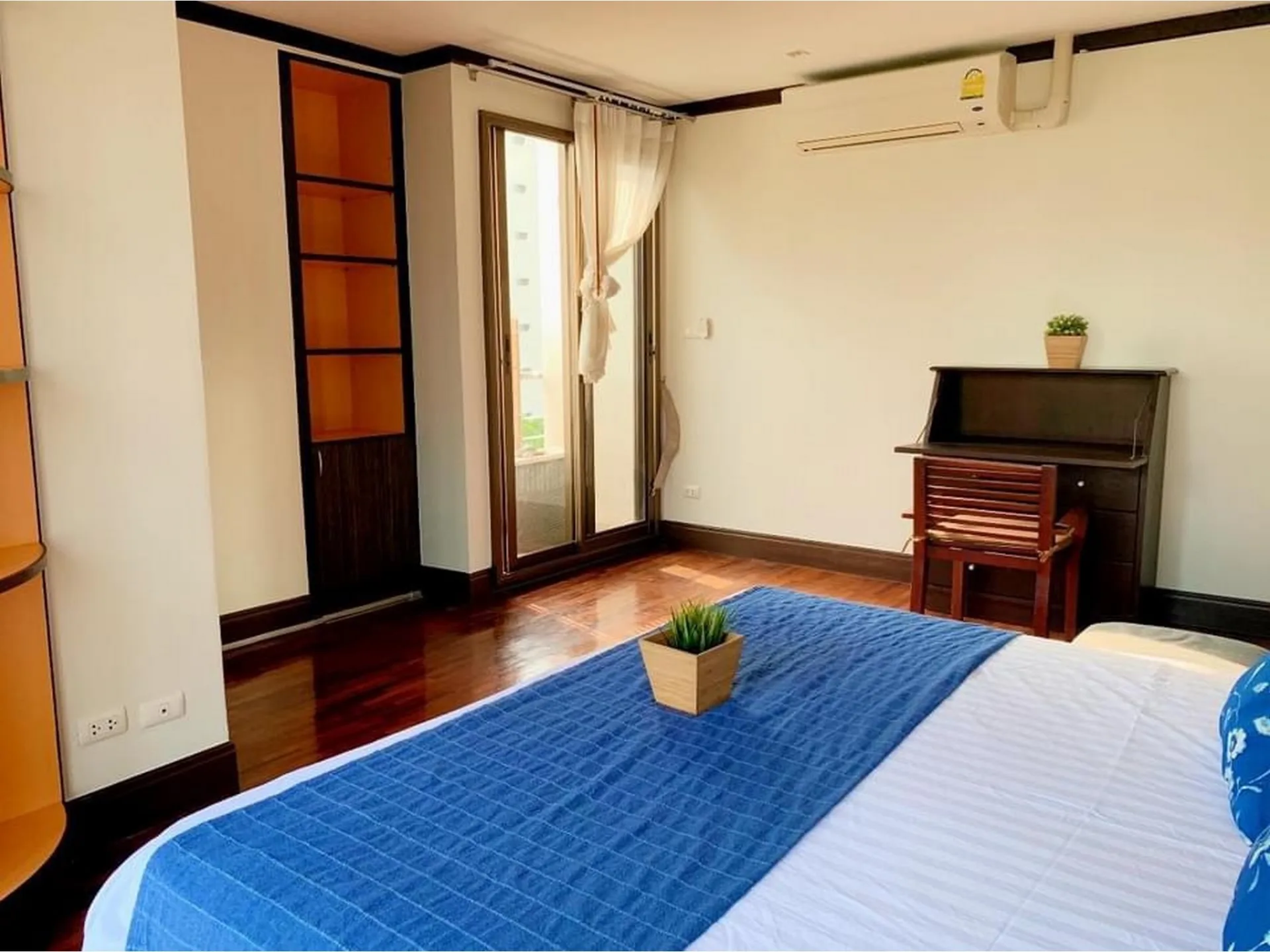 Property photos for PR Court
