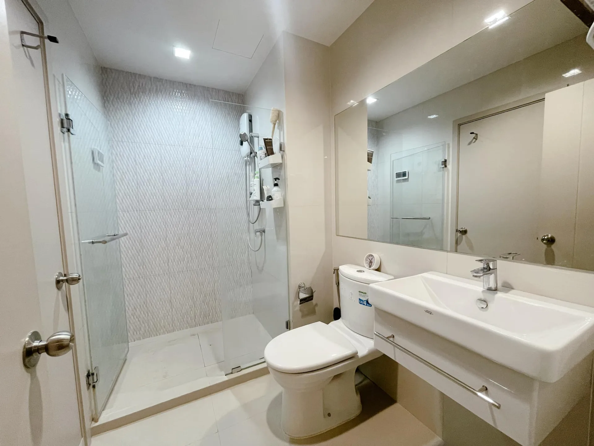 Property photos for Life Sukhumvit 48
