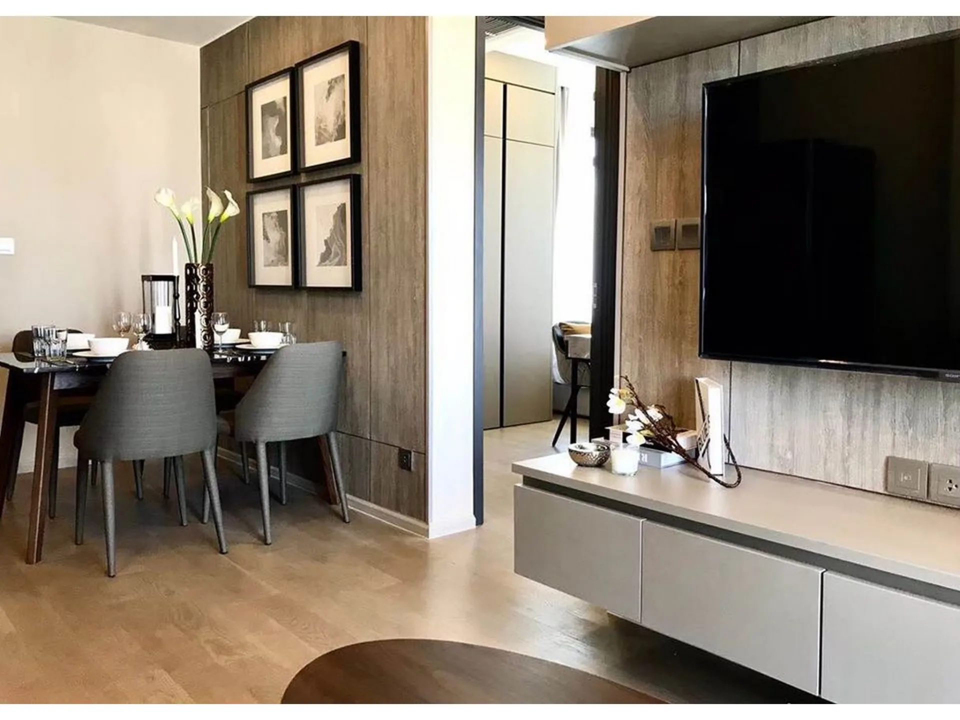 Property photos for Ashton Asoke