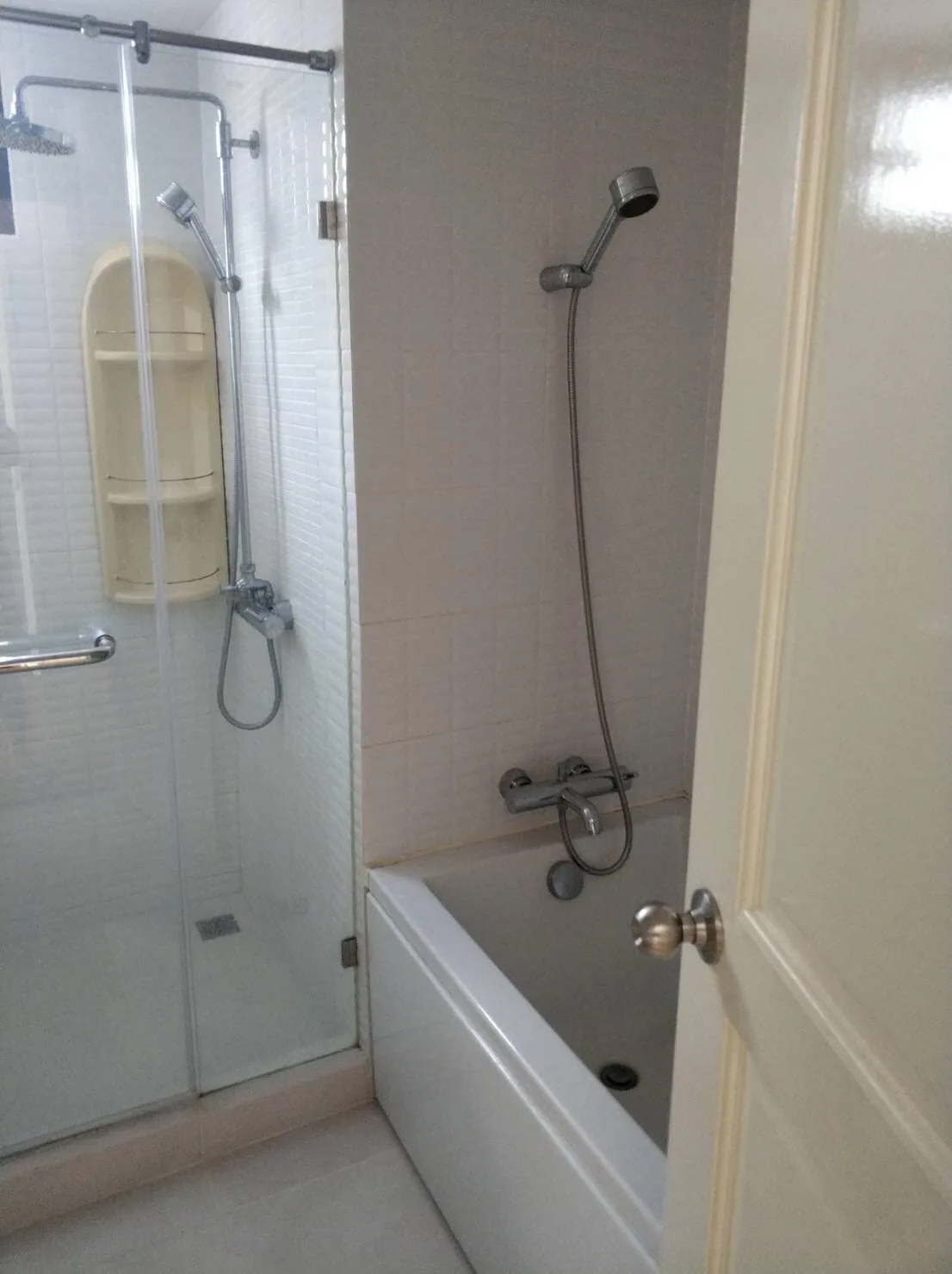 Property photos for Pearl Residences Sukhumvit 24