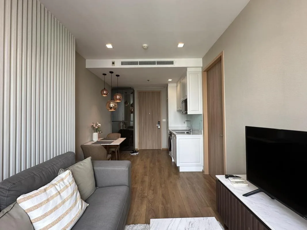 Property photos for Noble BE 33