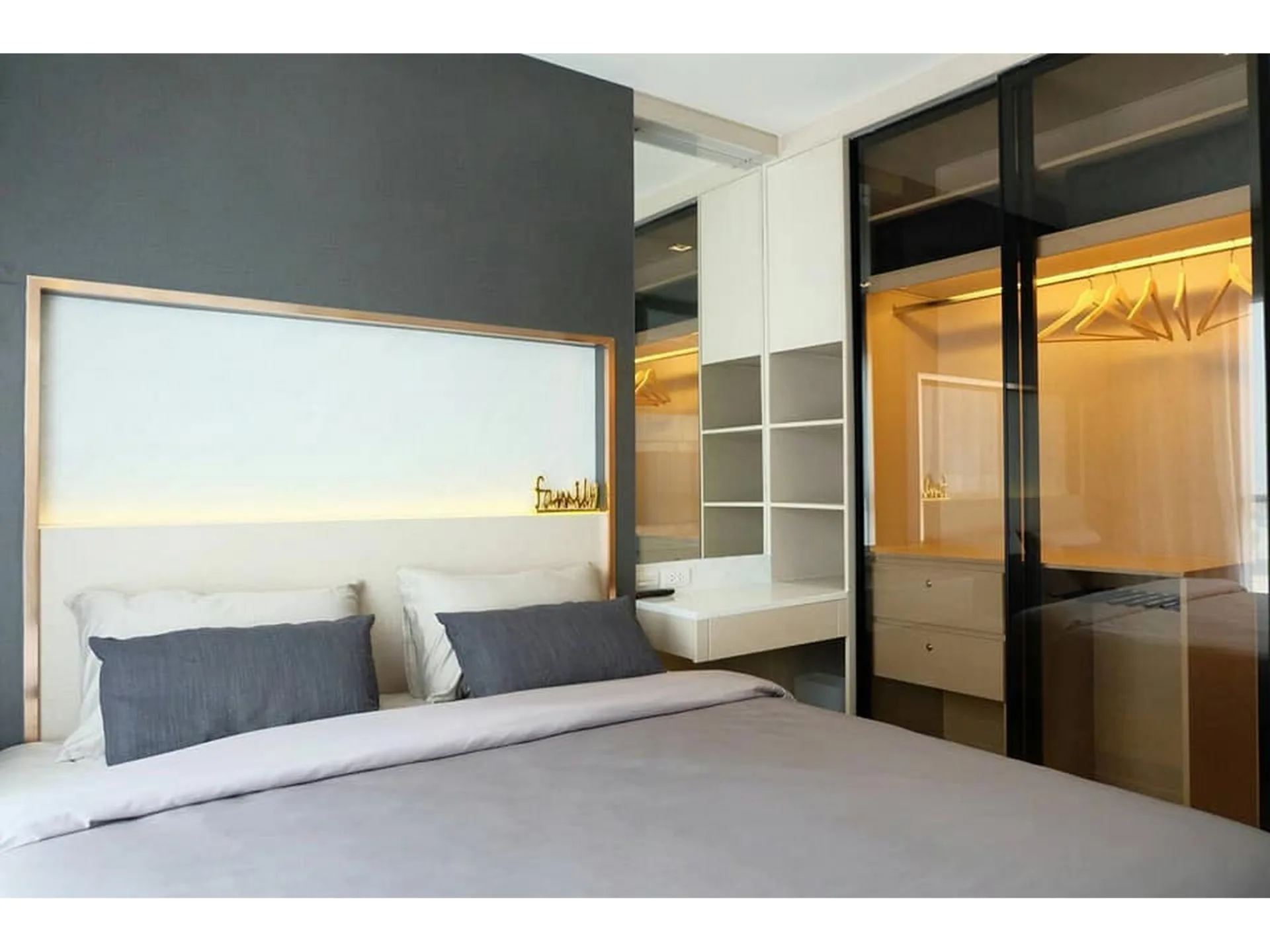 Property photos for Life Sukhumvit 48