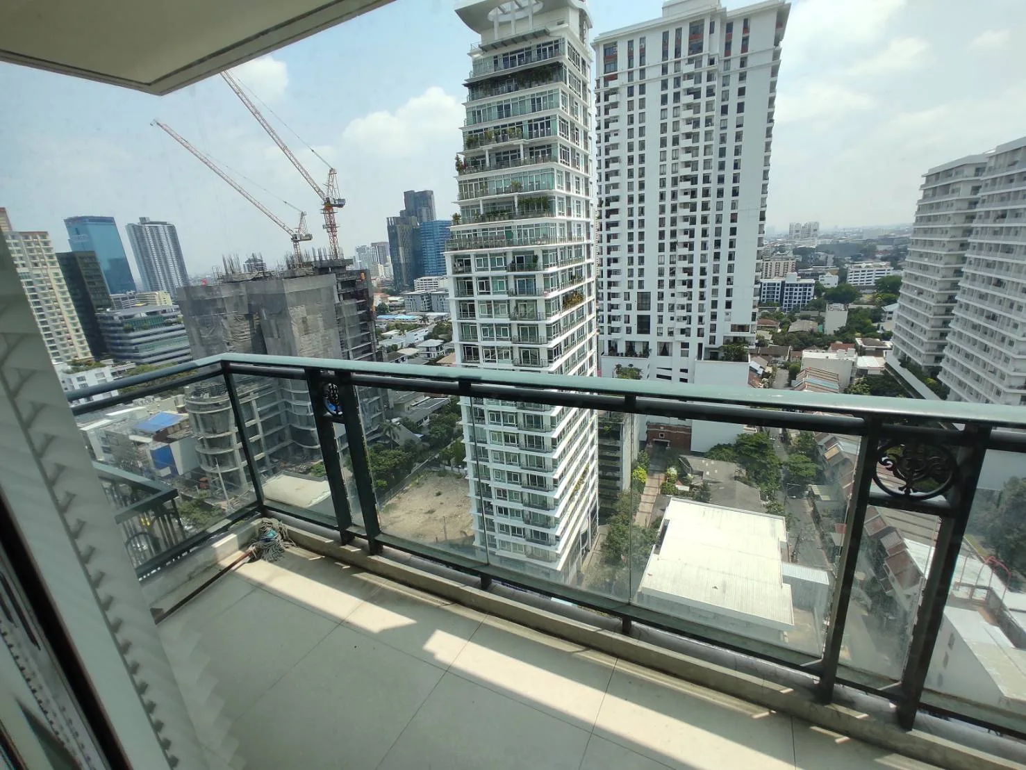 Property photos for Ivy Thonglor
