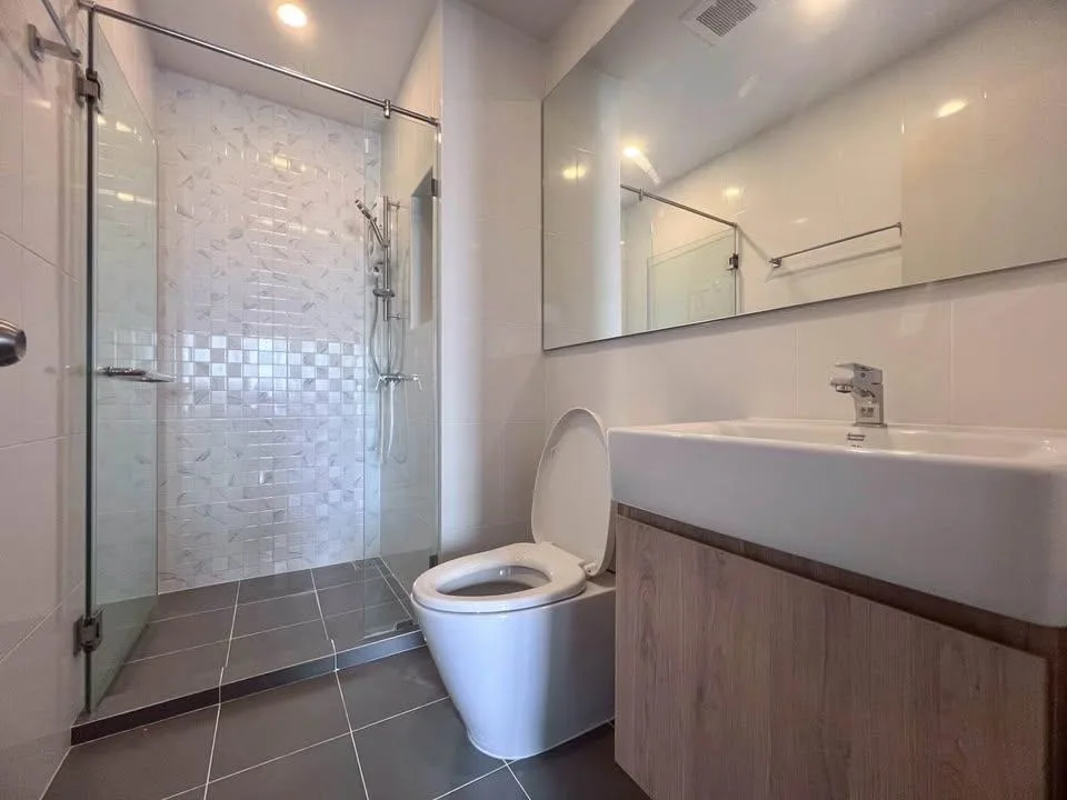 Property photos for Chewathai Pinklao