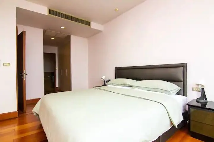 Property photos for Sky Villas Sathorn