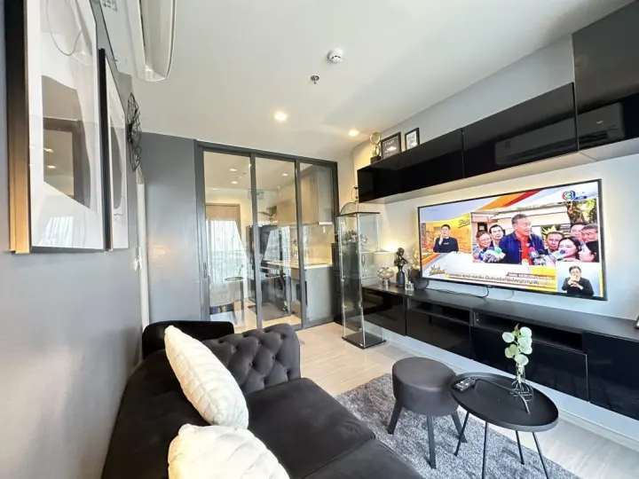 Property photos for Life Asoke Hype