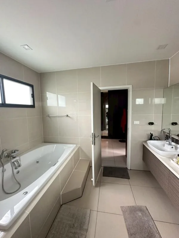 Property photos for The Palm Pattanakarn