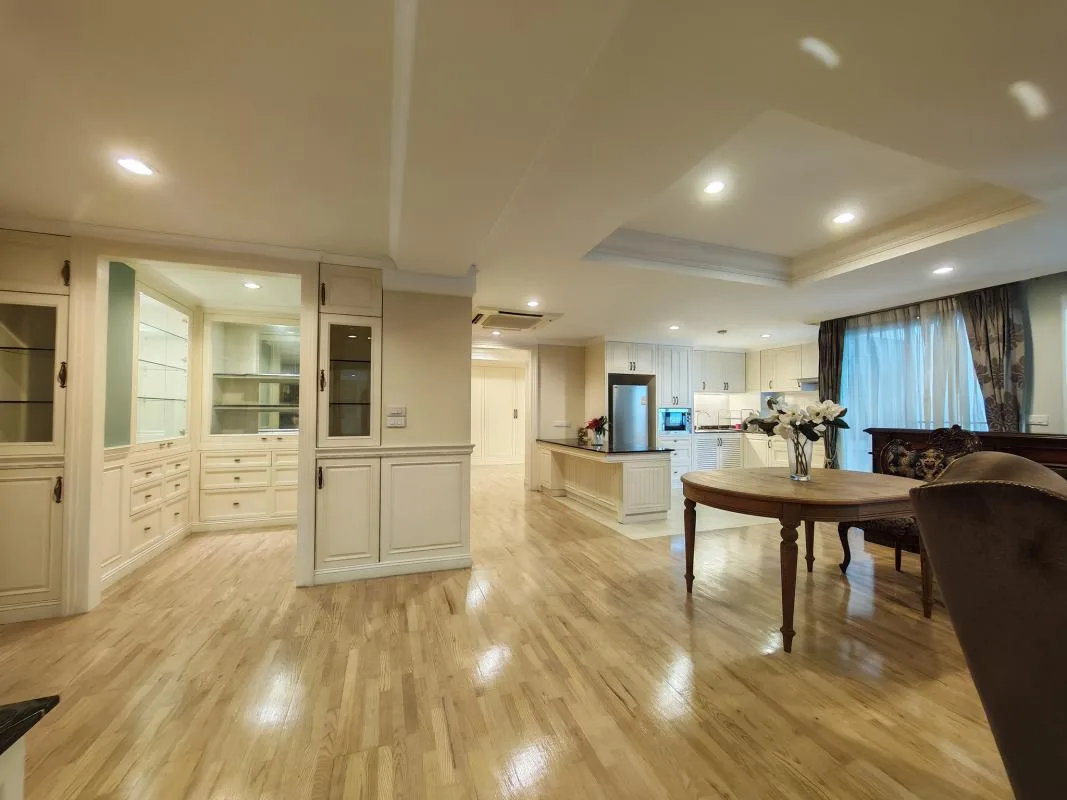 Property photos for La Maison Ruamrudee
