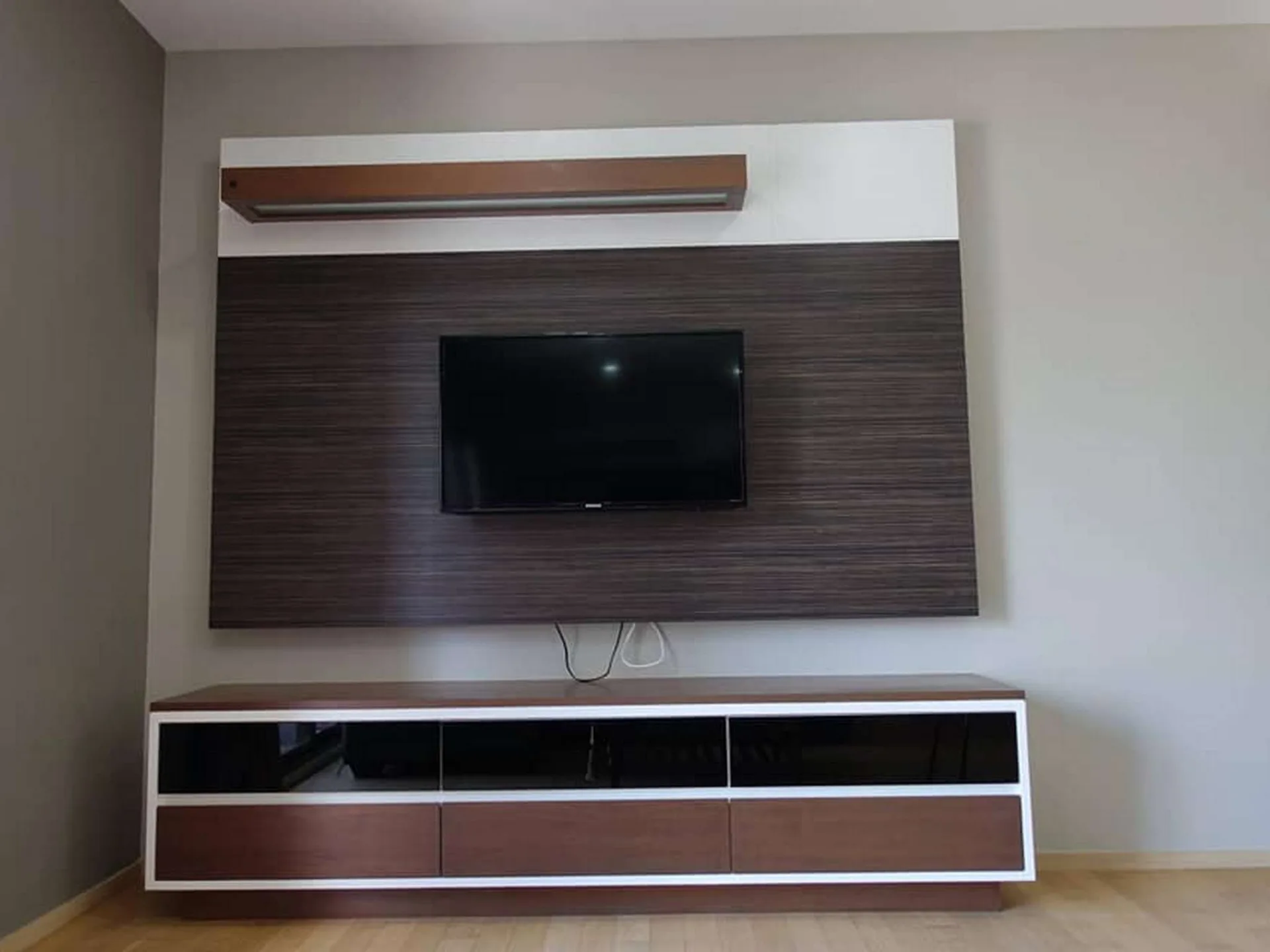 Property photos for Noble Reveal