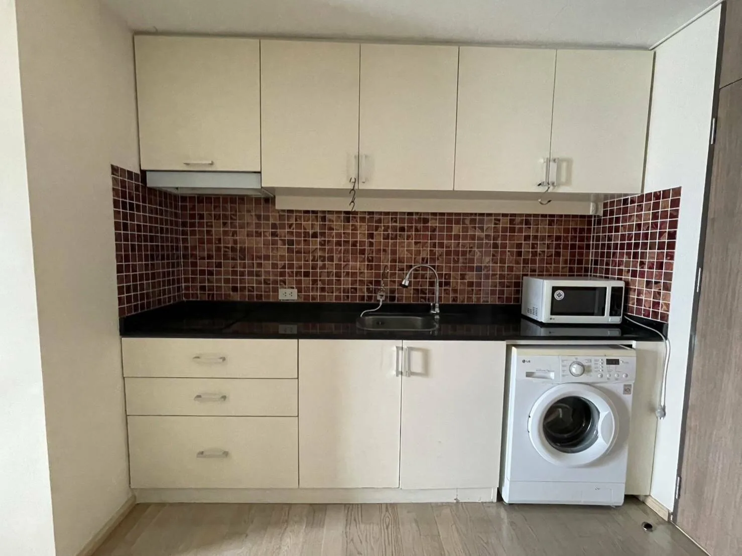 Property photos for Noble Remix