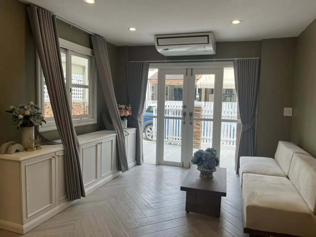 Property photos for Mu Ban Wattana