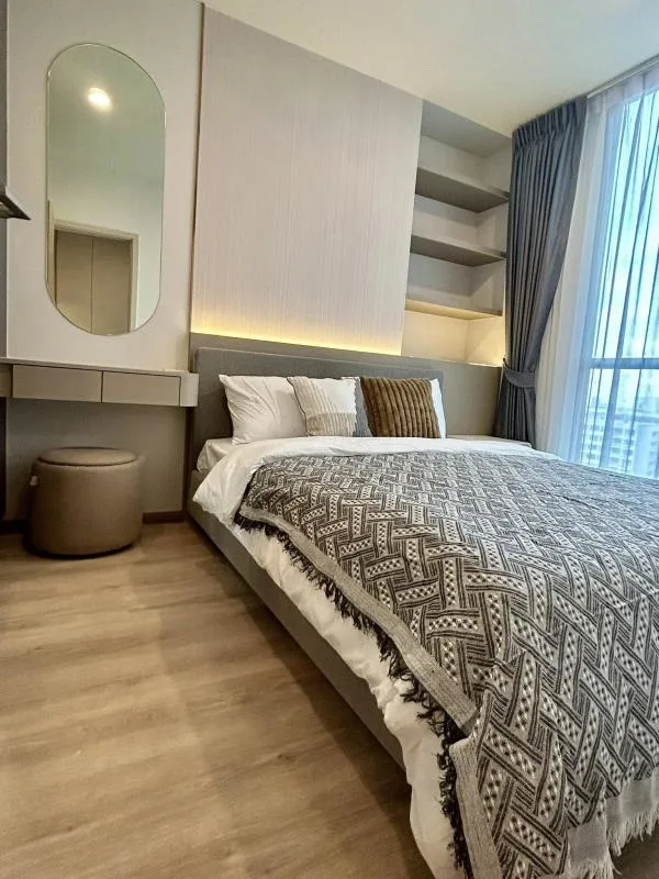 Property photos for Nue District R9