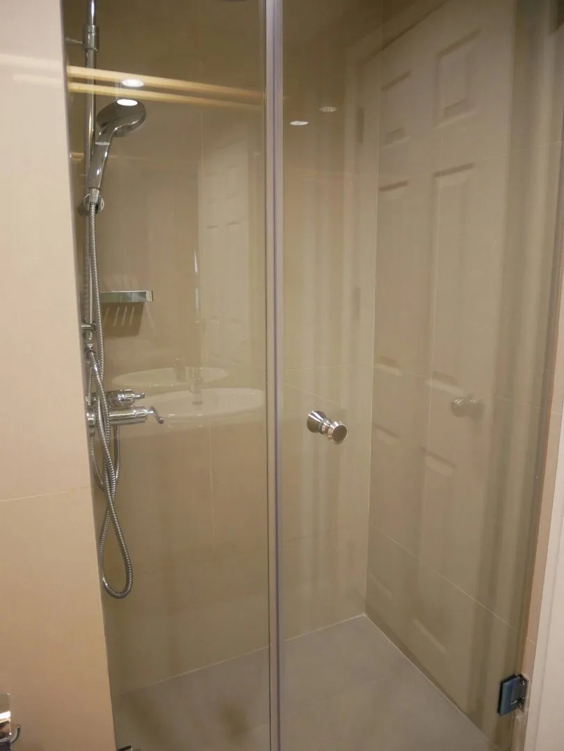 Property photos for State Tower