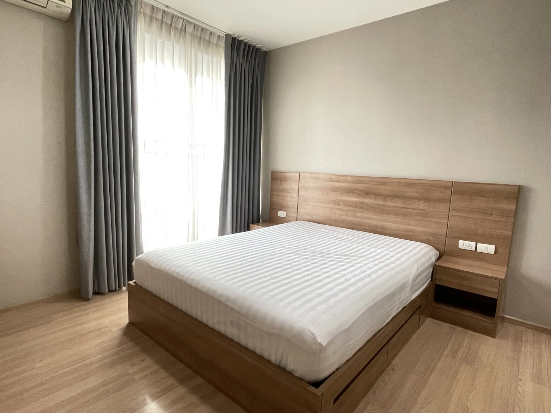 Property photos for Rhythm Phahol-Ari