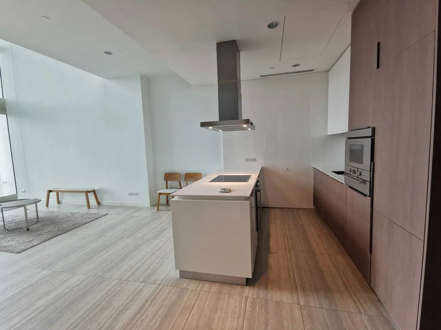 Property photos for 185 Rajadamri