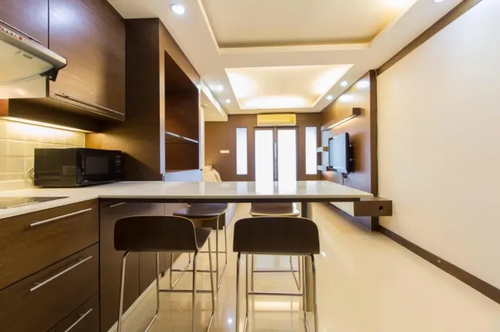Property photos for State Tower